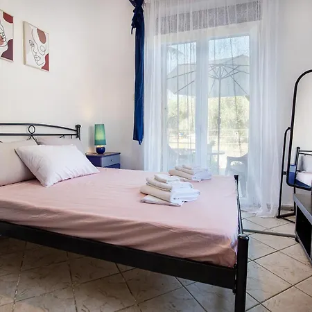 Sun Ray Apartments Thassos Case de vacanță